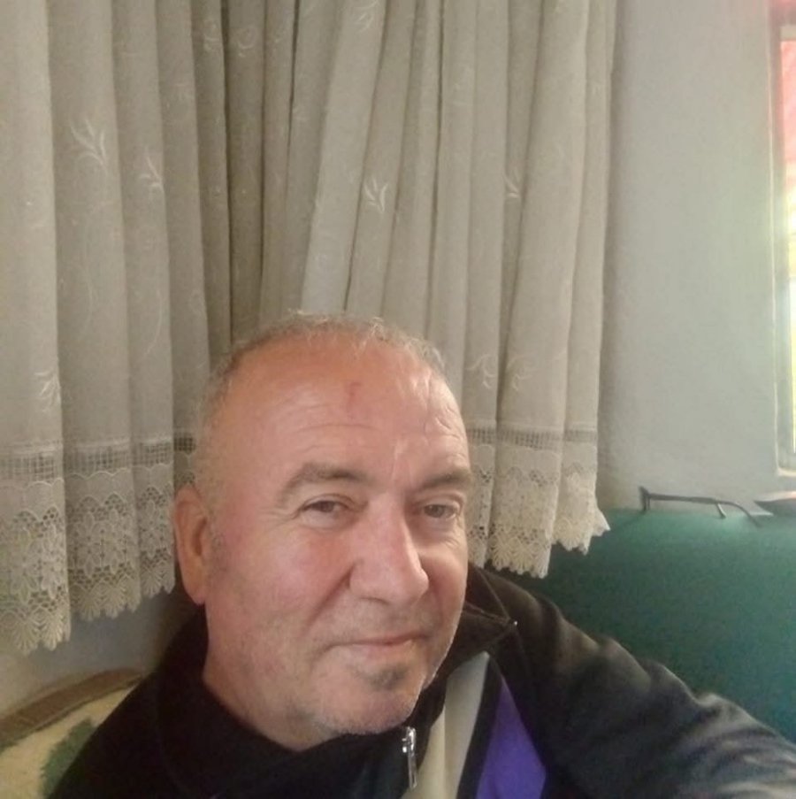 Antalya’da Park Halindeki Otomobilin Arka Koltuğunda Ölü Bulundu