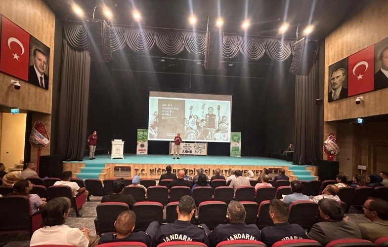 Vatandaşlara Uyuşturucu İle Mücadele Eğitimi Verildi