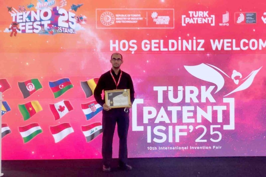 Alkü’lü Öğrenci Teknofest İsif’25’te Uluslararası Altın Ödül Kazandı