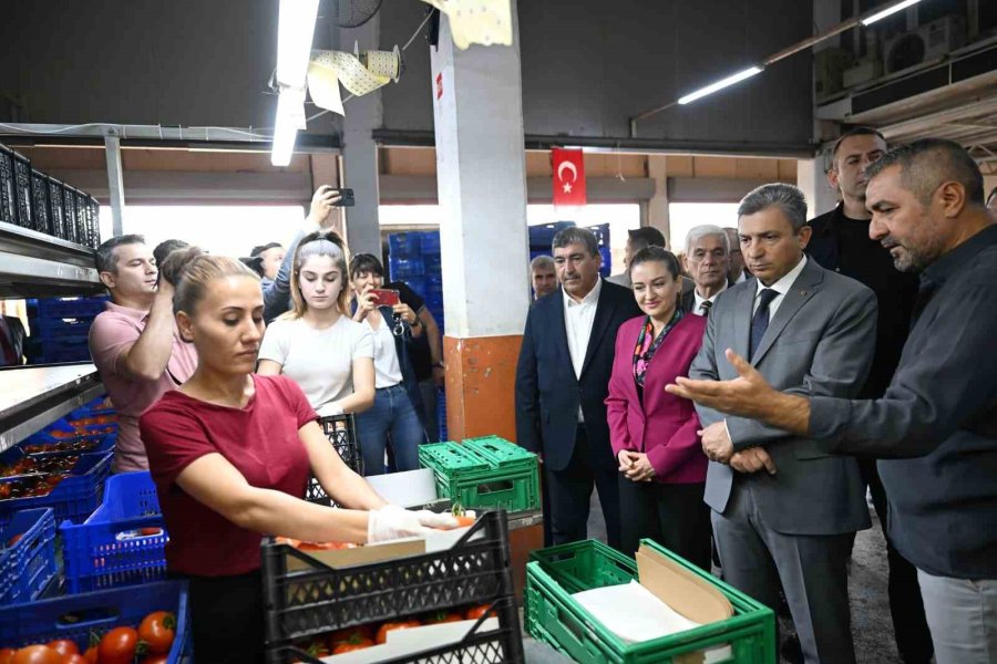 Antalya Toptancı Hali’nde Çalışma Saatlerinde Değişikliğe Gidildi