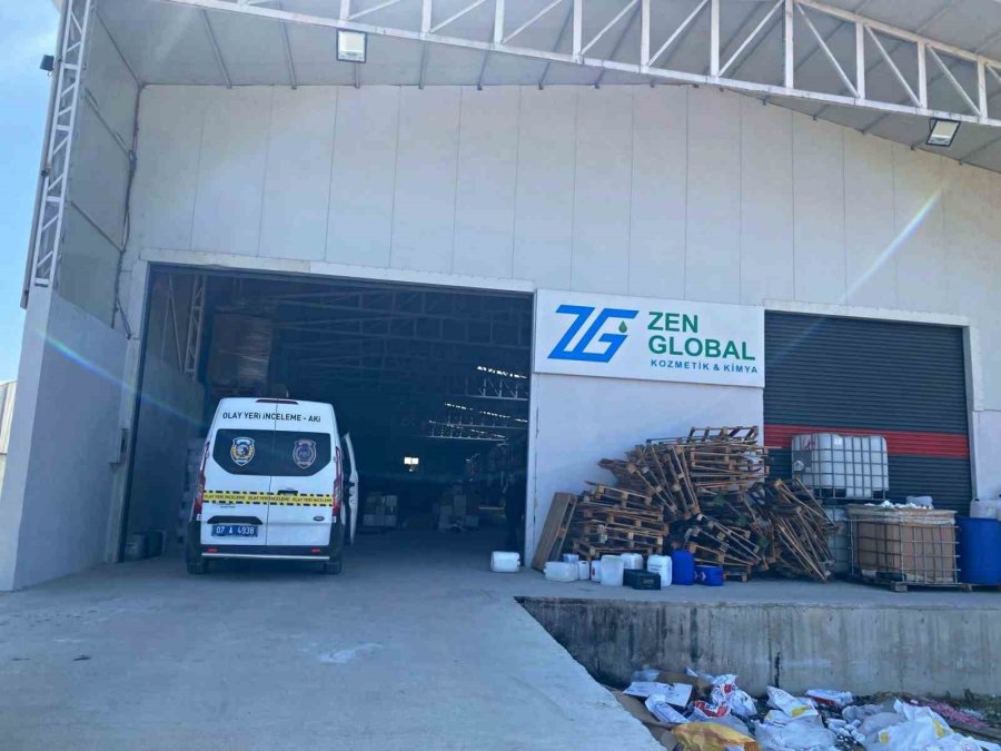 Alacak Yüzünden Tartıştığı Adamın Babasını Öldüren Sanık Hakim Karşısına Çıktı