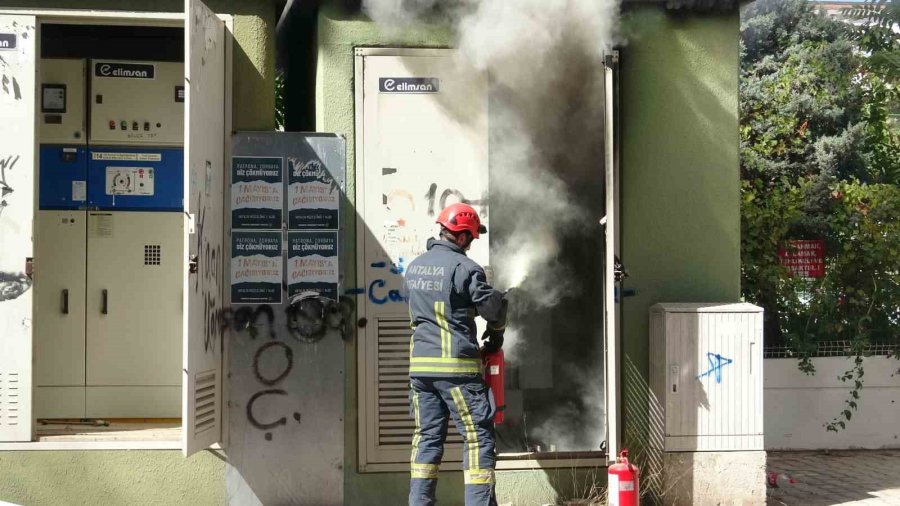 Antalya’da Trafoda Yangın