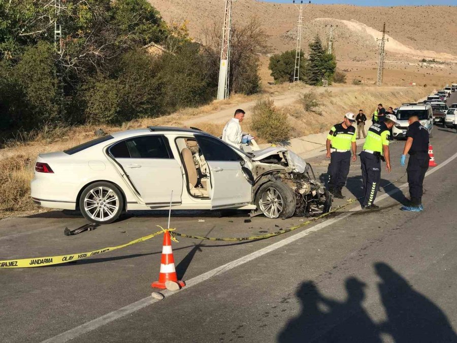 Konya’da Feci Kaza: İkiz Kardeşler Hayatını Kaybetti, 5 Kişi Yaralandı