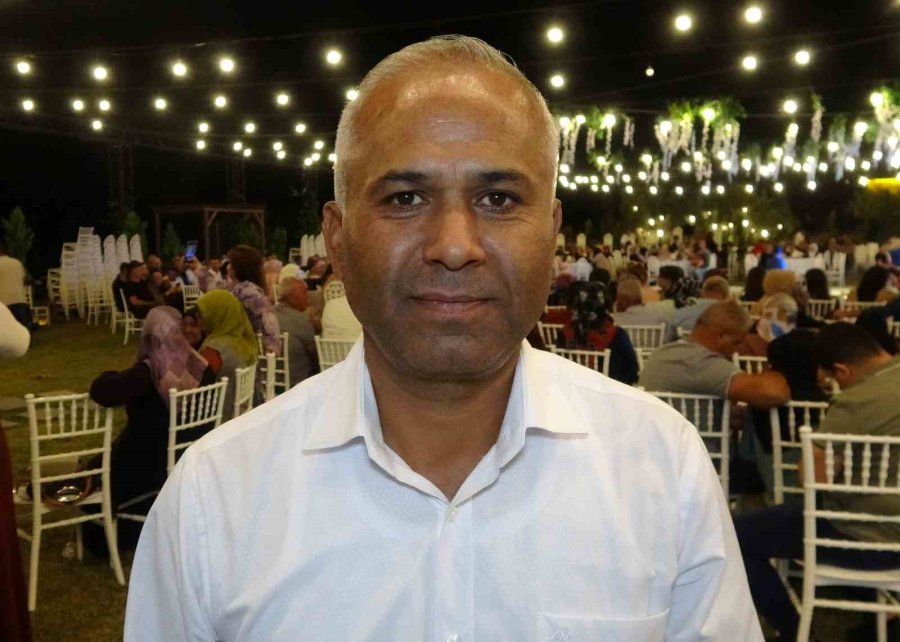 Kundakçı Komşu Yüzünden Yarım Kalan Düğün İmece Usulü Yapıldı