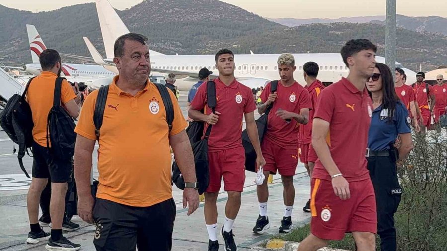 Galatasaray, Alanyaspor Maçı İçin Antalya’da