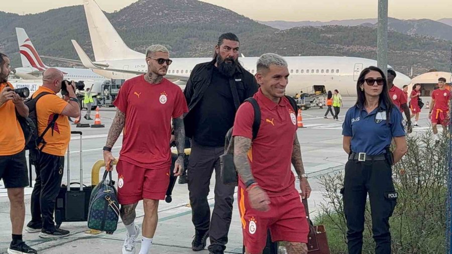 Galatasaray, Alanyaspor Maçı İçin Antalya’da