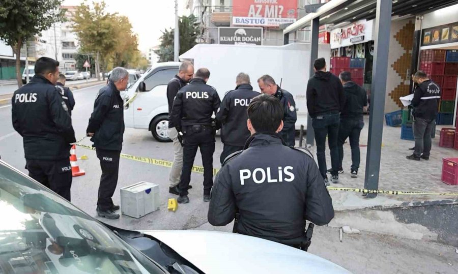 Aksaray’da Silahlı Ekmek Kavgası Kanlı Bitti: 1 Yaralı