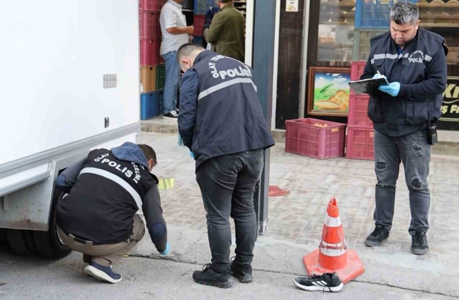 Aksaray’da Silahlı Ekmek Kavgası Kanlı Bitti: 1 Yaralı