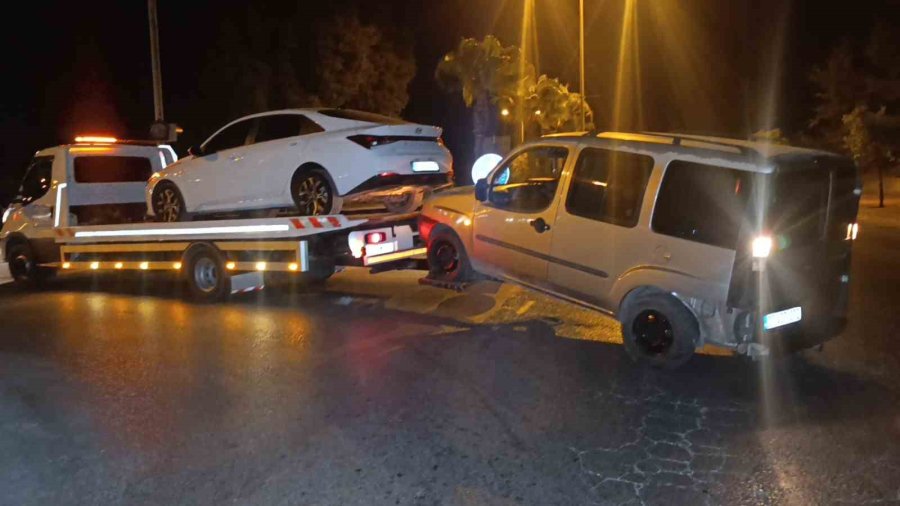 Boyasız Kasisler Gece Karanlığında Sürücülerin Kabusu Oldu: Fark Edemeyen Sanayinin Yolunu Tuttu