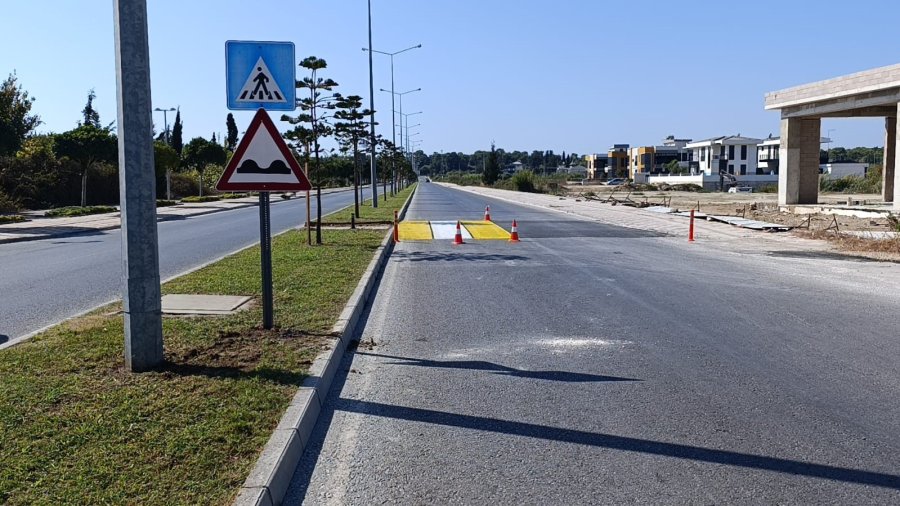 Boyasız Kasisler Gece Karanlığında Sürücülerin Kabusu Oldu: Fark Edemeyen Sanayinin Yolunu Tuttu