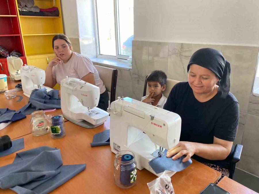 Okul Üniforması Ücreti Derdini Sona Erdiren Proje