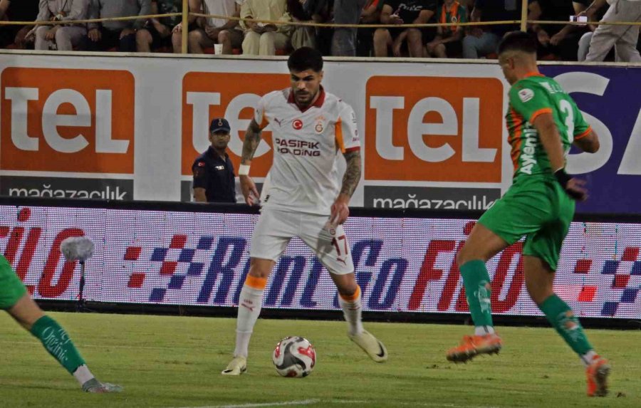 Trendyol Süper Lig: Corendon Alanyaspor: 0 - Galatasaray: 1 (maç Devam Ediyor)