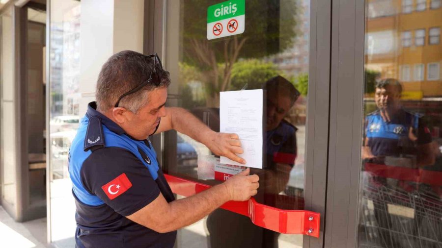 Alanya’da Tarihi Geçmiş Bebek Maması Satan 2 Market Mühürlendi