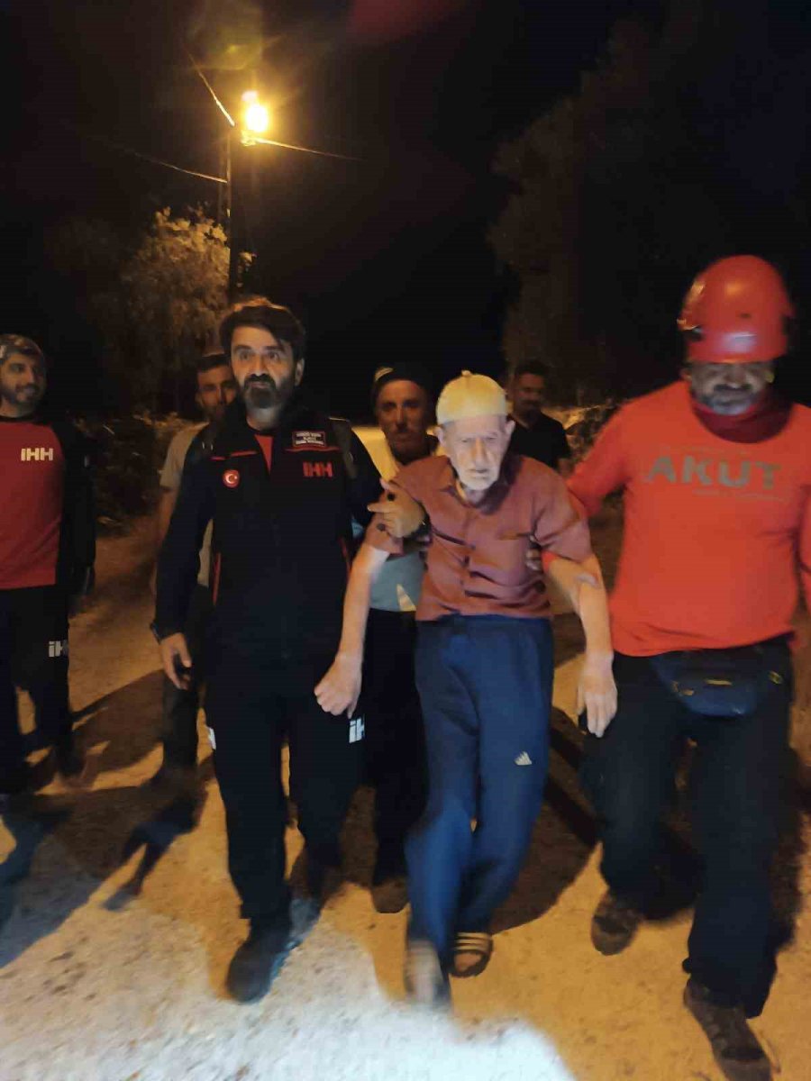 Alanya’da Kaybolan Alzheimer Hastası Vatandaş Ekipler Tarafından Bulundu