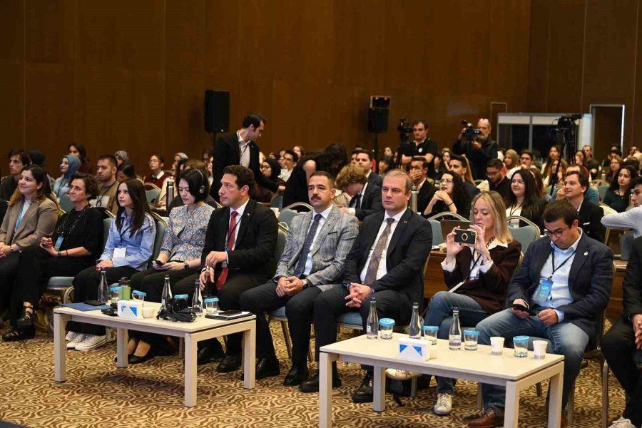 İklim Elçilerinin Katıldığı "lcoy2025" Konya Büyükşehir’in Ev Sahipliğinde Başladı