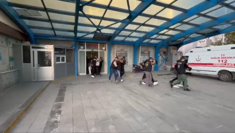 Konya Polisi Siber Dolandırıcılık Çetesini Çökertti