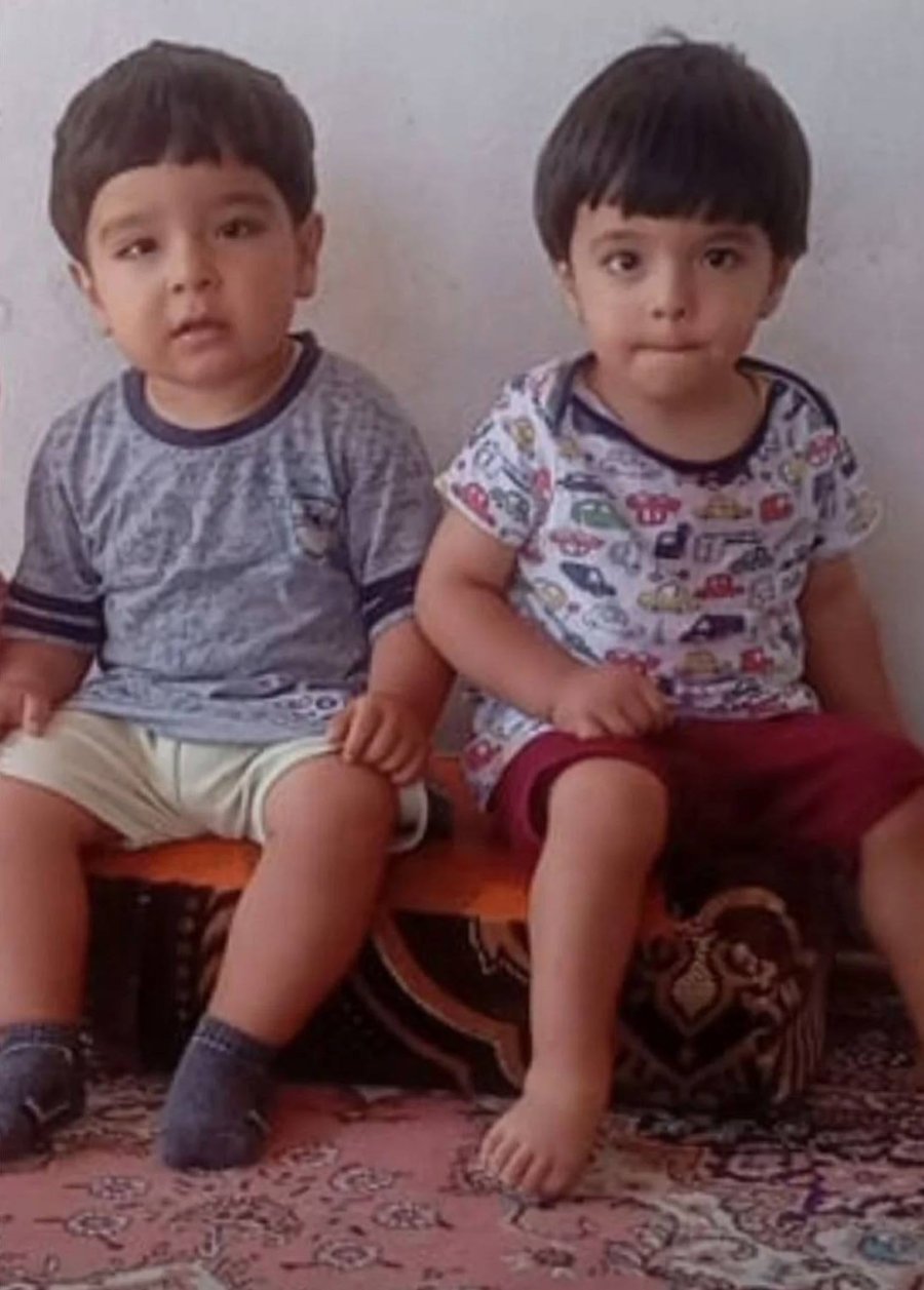 Kazada Ölen İkiz Çocuklara Acı Veda