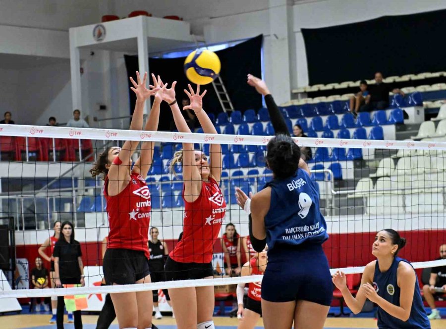 Muratpaşa, Dostluk Turnuvasına Ev Sahipliği Yaptı