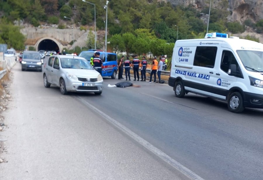 Antalya’da Motosiklet Kazası: 1 Ölü