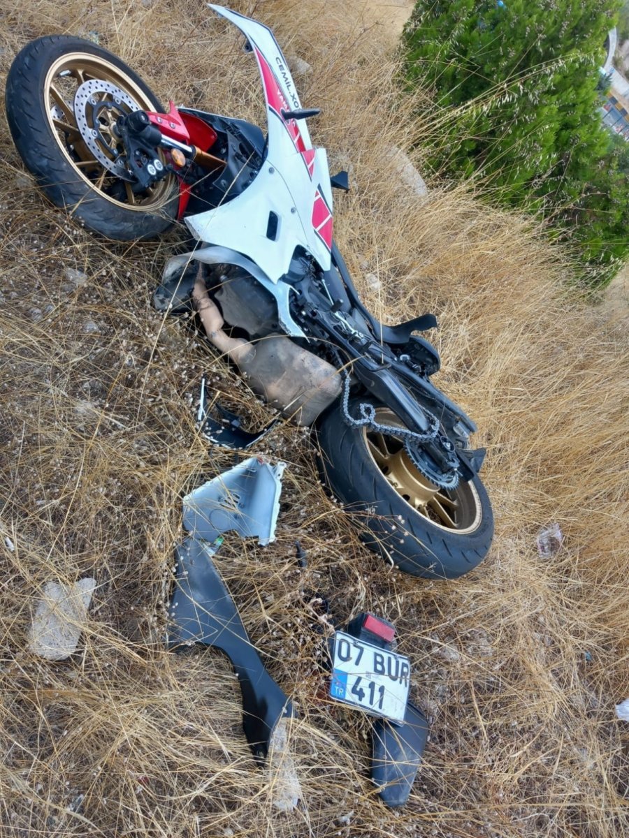 Antalya’da Motosiklet Kazası: 1 Ölü
