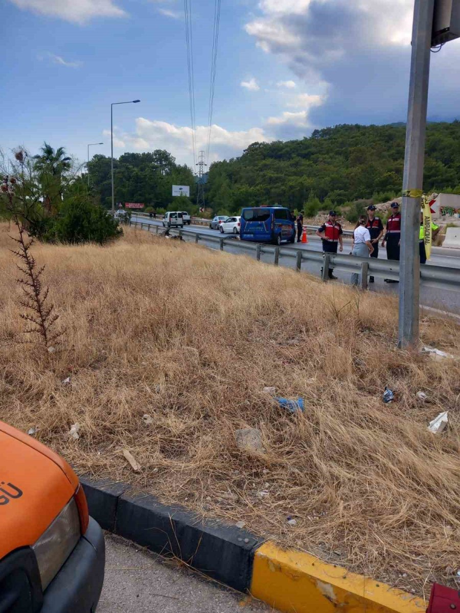 Antalya’da Motosiklet Kazası: 1 Ölü