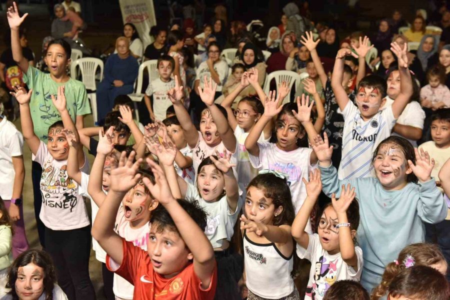 Kepez’de Çocuklar ’sahne Kepez’ İle Coştu