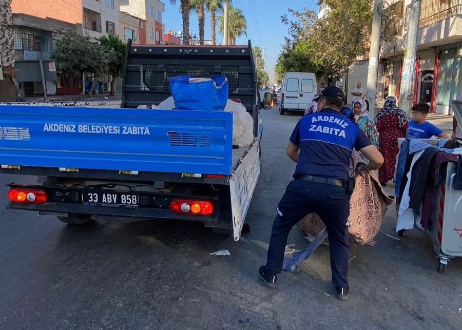 Mersin’de İzinsiz Kurulan Pazar Kaldırıldı