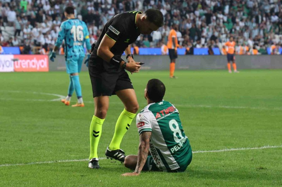 Trendyol Süper Lig: Konyaspor: 2 - Rams Başakşehir: 1 (maç Sonucu)