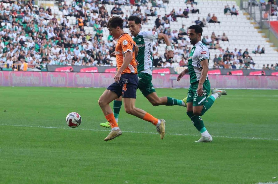Trendyol Süper Lig: Konyaspor: 2 - Rams Başakşehir: 0 (ilk Yarı)