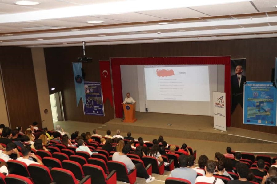 Antalya Teknokent Uluslararası Burs Ve Araştırmalarla İlgili Bilgilendirdi