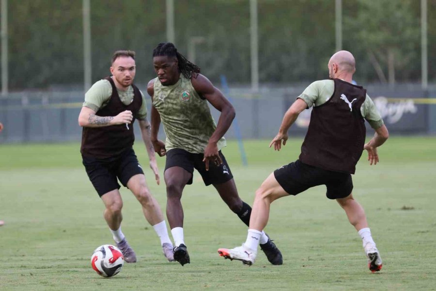 Alanyaspor’da Başkent Mesaisi Başladı