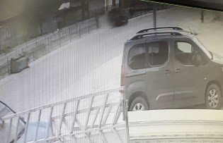 Otomobilin Kanala Uçtuğu Kaza Anı Kamerada