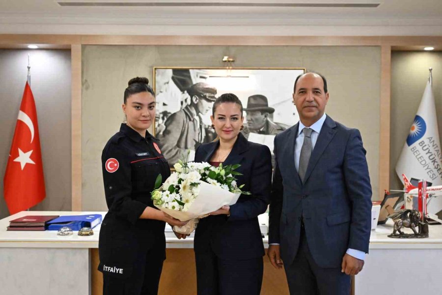 İtfaiye Haftası’nda ‘pelerinsiz Kahramanlar’a Teşekkür