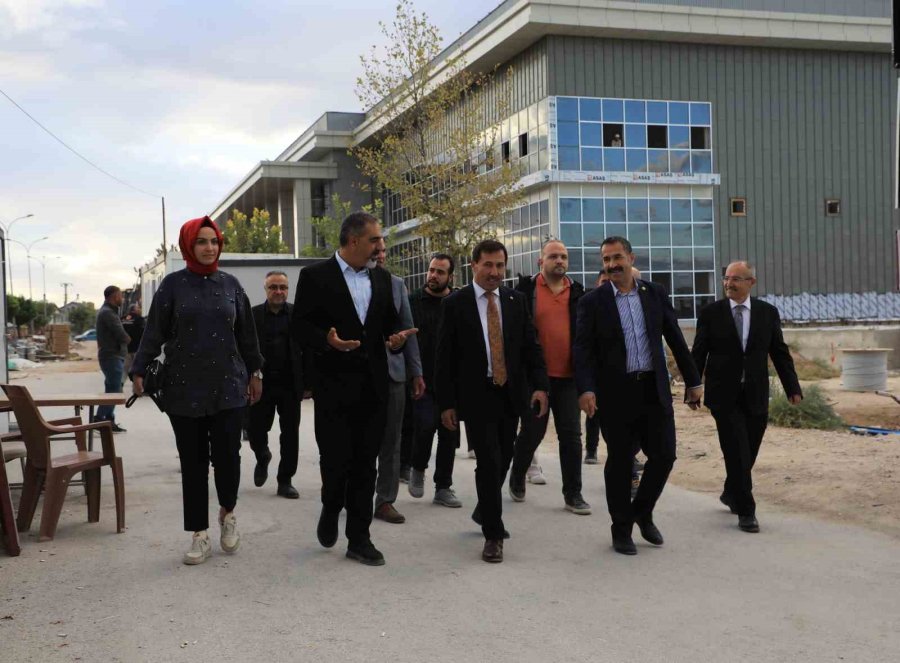 Başkan Kılca, Yaman’a Karatay’daki Yatırımları Anlattı