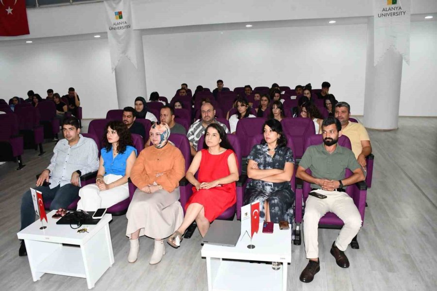Alanya Üniversitesi’nde İlk Ders: Uyum Ve Kaynaşma