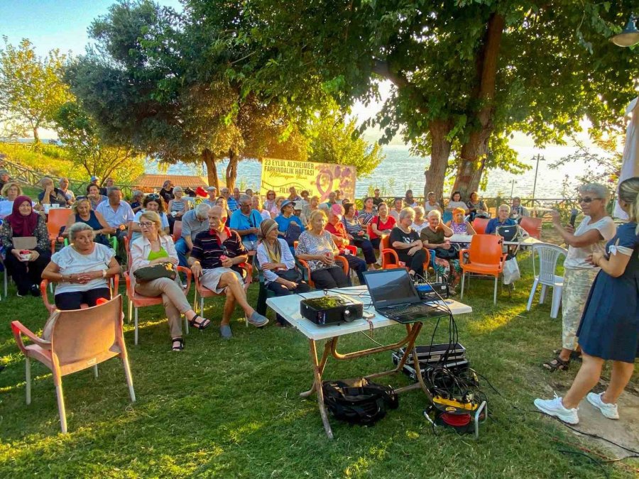 Muratpaşa’dan Alzheimer Farkındalık Çalışması