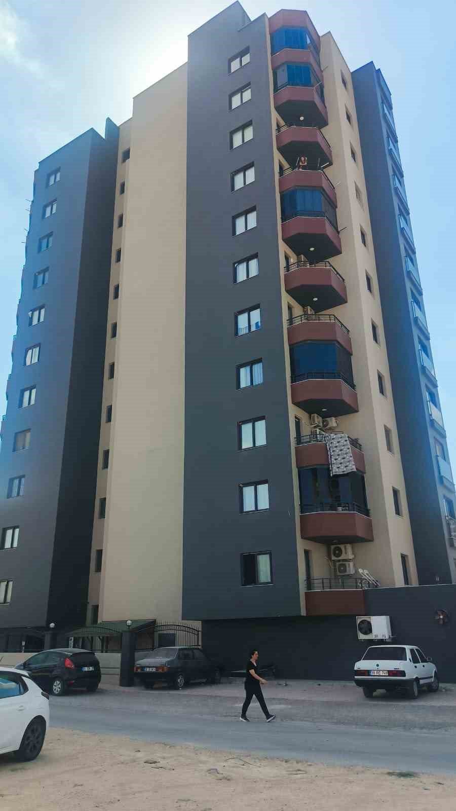 Halatı Kopan Asansör Genç Anneyi Hayattan Kopardı