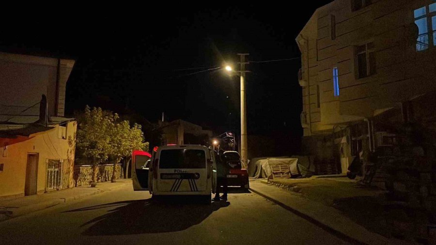 Karaman’da Bıçaklı Kavga: 1 Yaralı