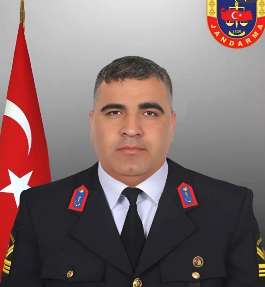 Jandarma Aracına Minibüs Çarptı: 2 Jandarma Şehit, 1 Vatandaş Hayatını Kaybetti