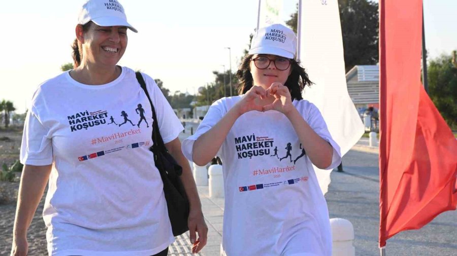 Manavgat Kıyılarında "mavi Hareket Koşusu"