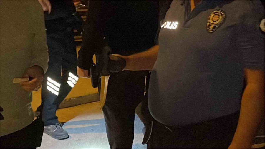 Karaman’da Bıçaklı Kavga: 1 Yaralı