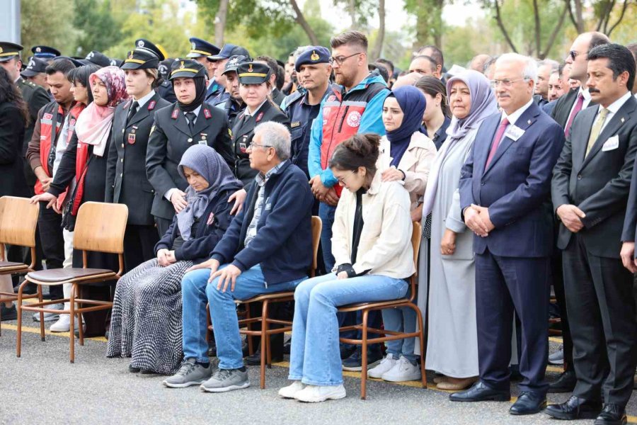 Aksaray’da Şehit Jandarmalar Gözyaşlarıyla Memleketlerine Uğurlandı