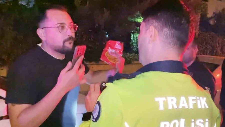 "artistlik Yapıyorum" Dedi, Kraker Yiyip Polise Zor Anlar Yaşattı