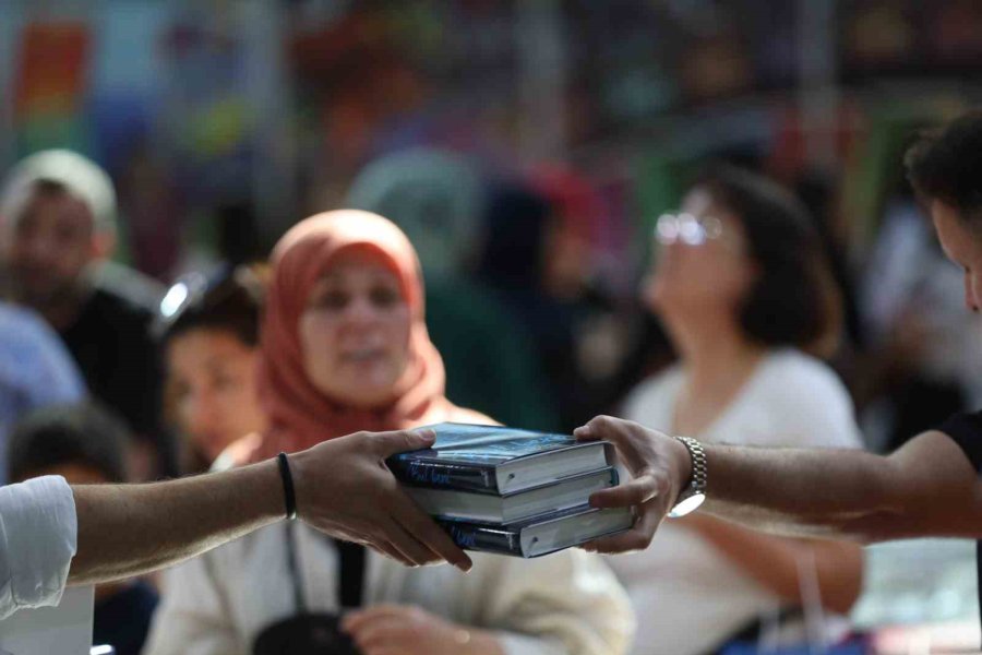 15. Antalya Kitap Fuarı 3 Ekim’de Başlıyor