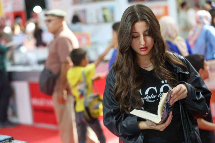 15. Antalya Kitap Fuarı 3 Ekim’de Başlıyor