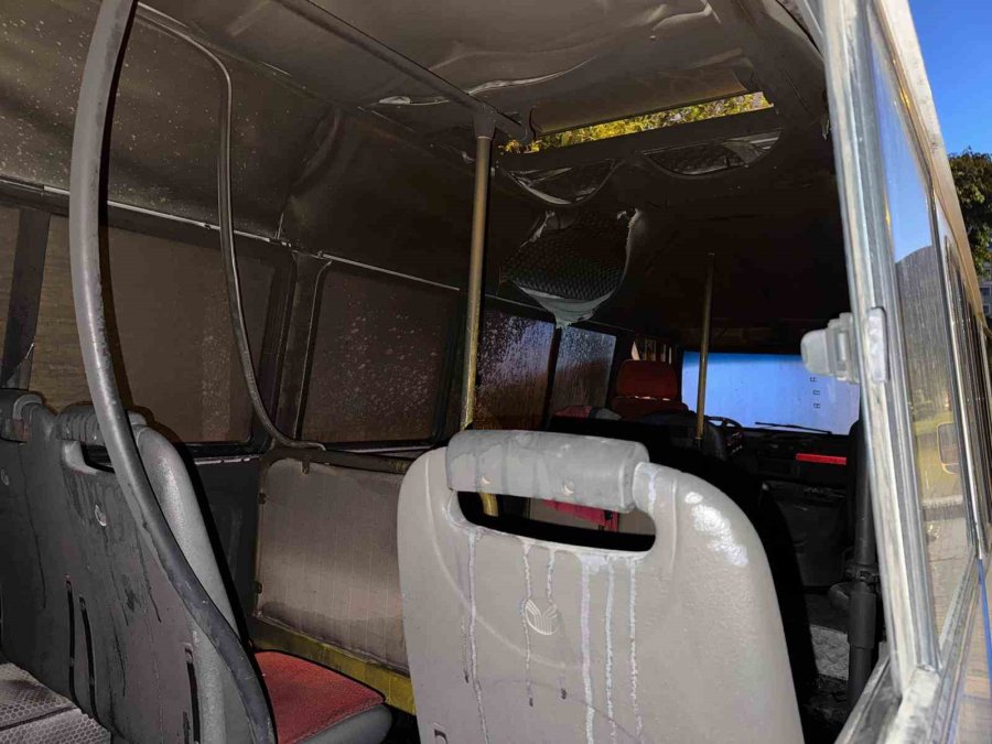 Alanya’da Mobilya Dükkanını Ve Minibüsü Ateşe Veren Kadın Tutuklandı