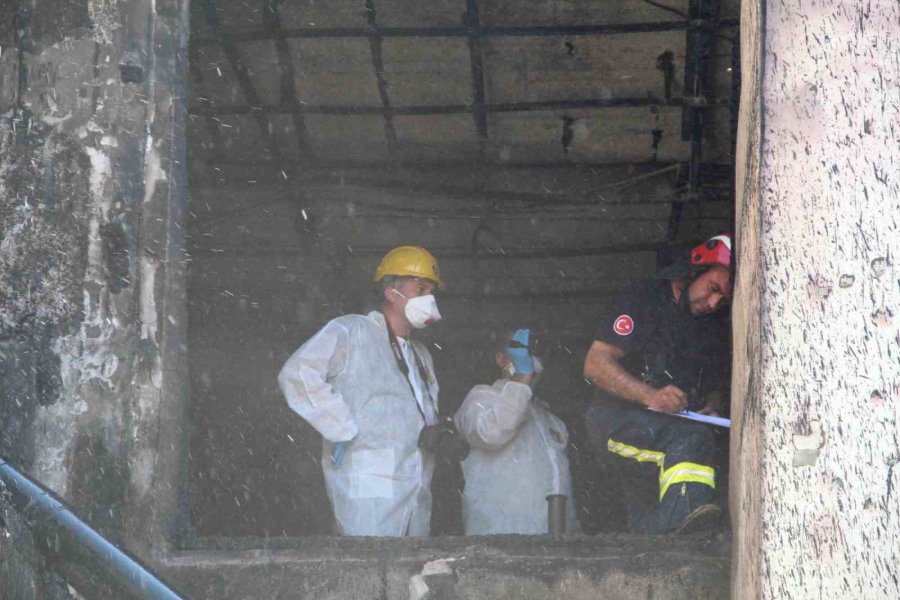 Kaleiçi’nde 2 Kişinin Öldüğü Otel Yangını Davasında Bilirkişi Raporu Beklenecek
