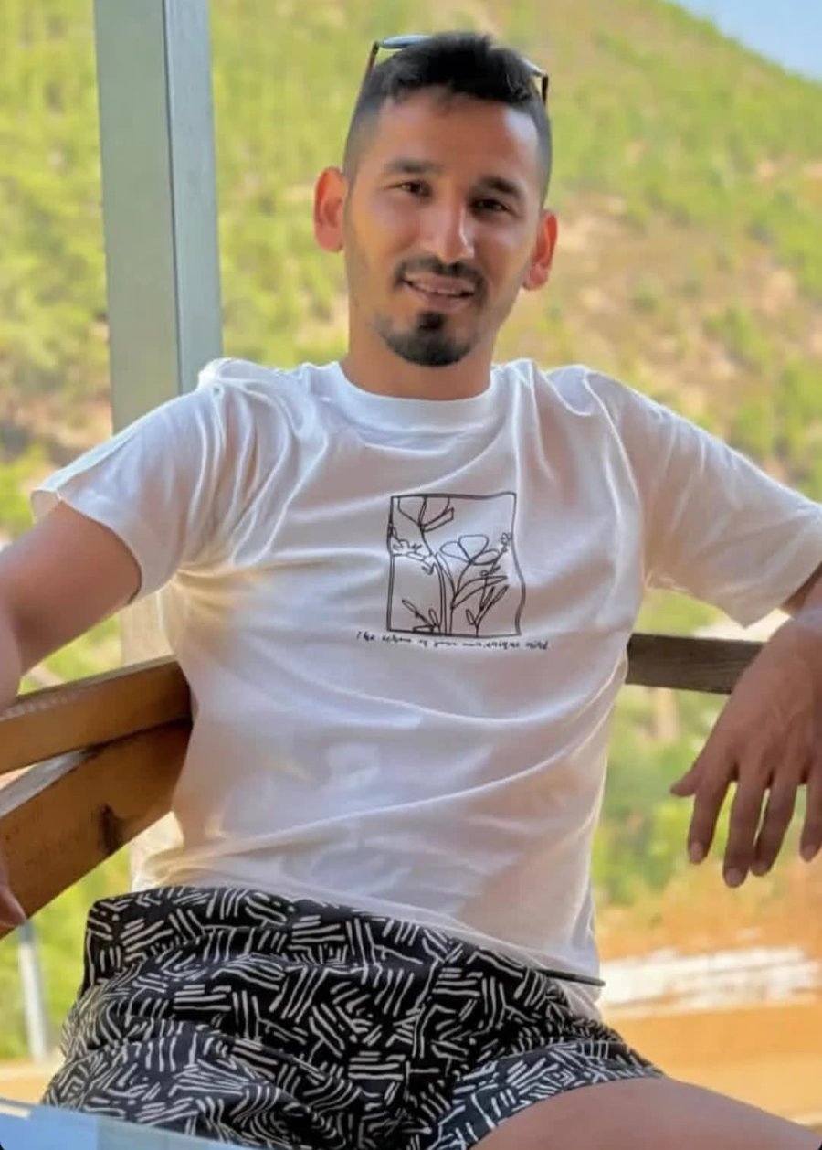 Motosikletler Kafa Kafaya Çarpıştı: 2 Ölü