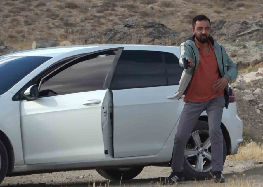 Jandarmanın 7 Saat Süren İkna Çabası Arkadaşının Müdahalesiyle Son Buldu