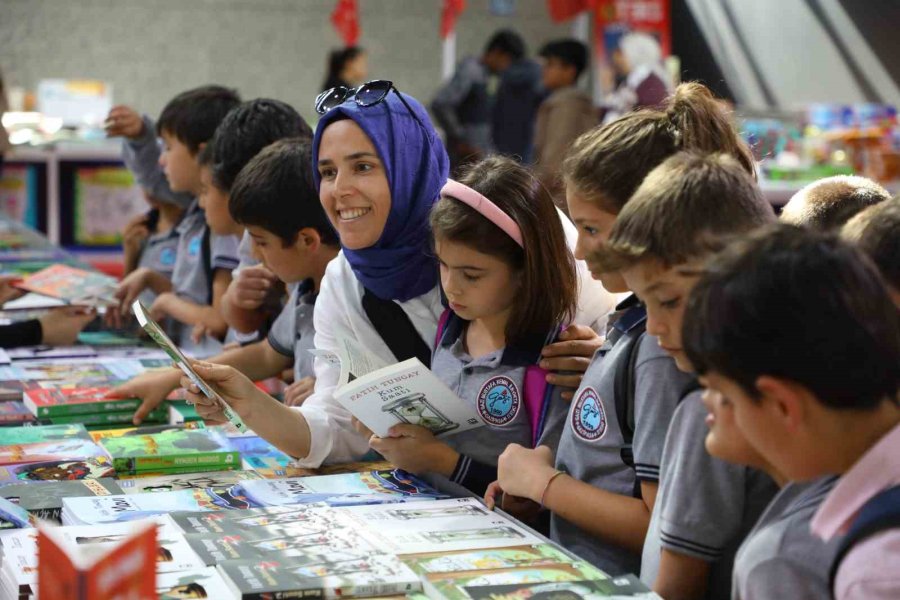 15. Antalya Kitap Fuarı 3 Ekim Cuma Günü Açılıyor